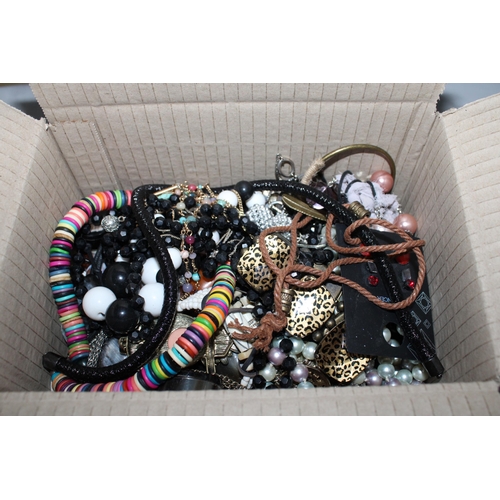 232 - Quantity Of Jewellery Items 
All Proceeds Go To Charity