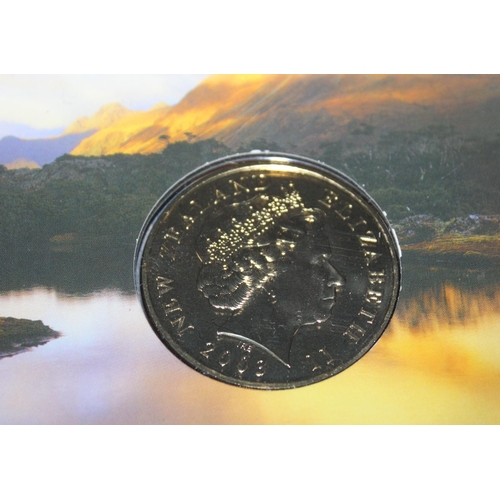 562 - New Zealand 2003 Lord of the Rings 1$ Coin