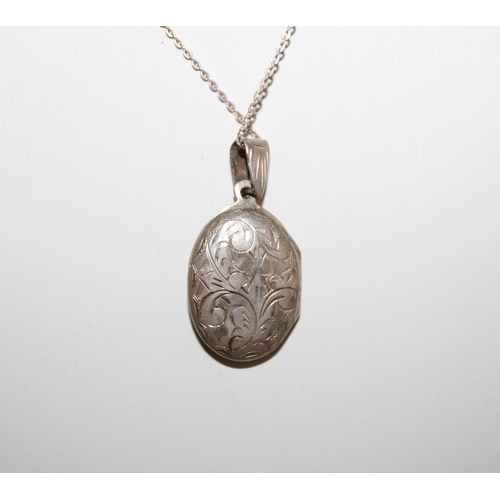 330 - Silver Hallmarked 925 Locket & Pendant