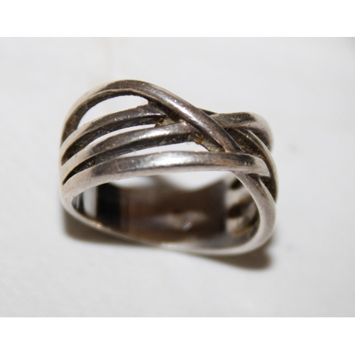 335 - Silver 925 Ring Size-P