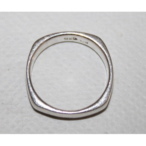 338 - Silver Hallmarked 925 Ring Size-O