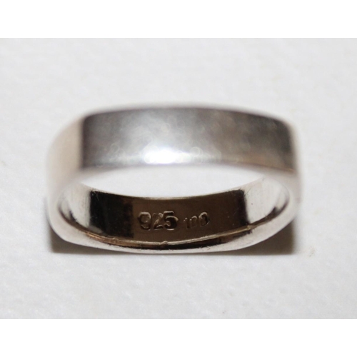 338 - Silver Hallmarked 925 Ring Size-O