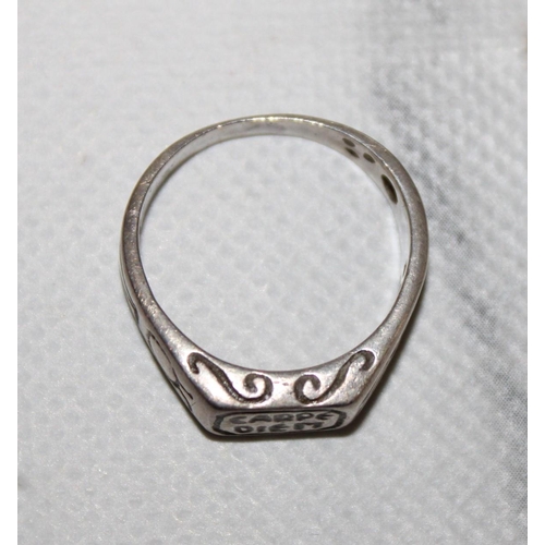 340 - Silver Ring Size S