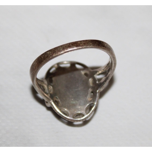 341 - Silver Hallmarked 925 Ring Size-T