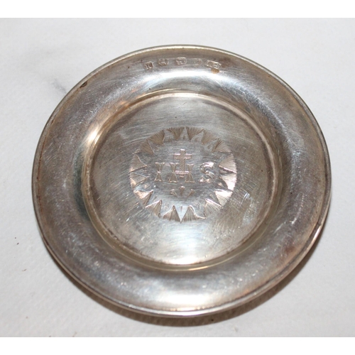 347 - Silver Hallmarked Small Dish
Dimensions-7cm x 7cm