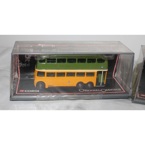 610 - 3 x Corgi & Omnibus Collectable Vehicles