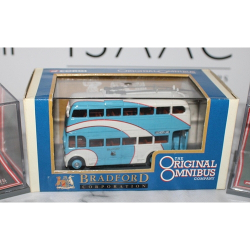 612 - 3 x Corgi & Omnibus Collectable Vehicles