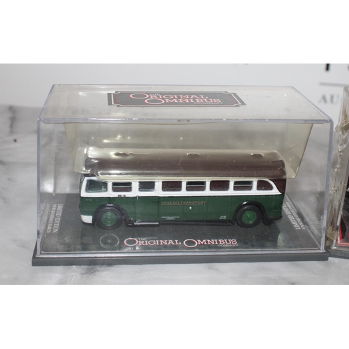 618 - 3 x Corgi & Omnibus Collectable Vehicles