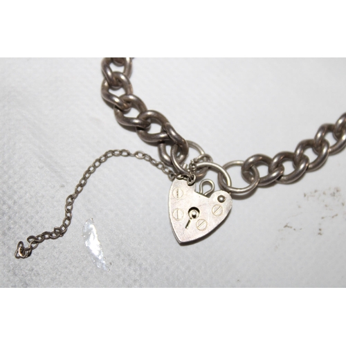 356 - Silver Hallmarked Charm Bracelet with One Punch & Judy Charm
All Proceeds Go To Charity