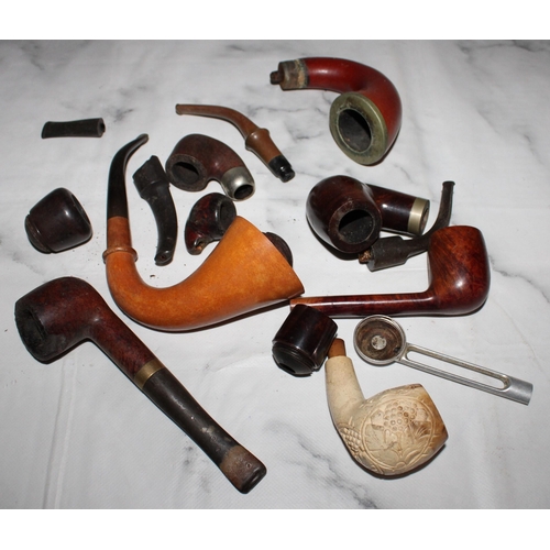 585 - Collection of Old Smoking Pipes