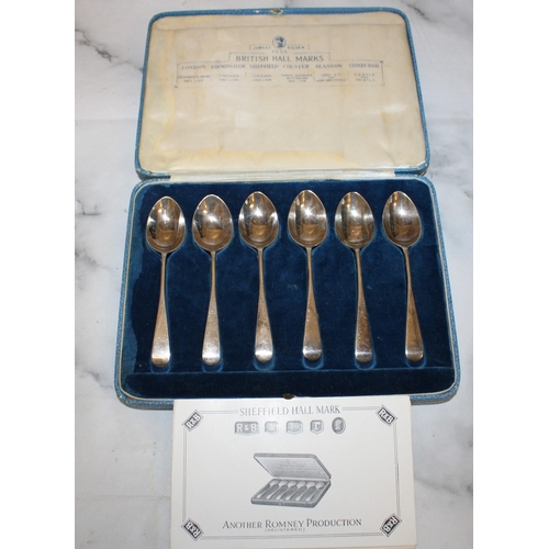 484 - Silver Hallmarked Tea Spoons in Box