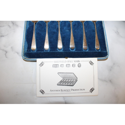 484 - Silver Hallmarked Tea Spoons in Box