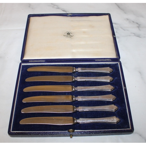 487 - Mappin and Webb Silver Handled Boxed Knife Set