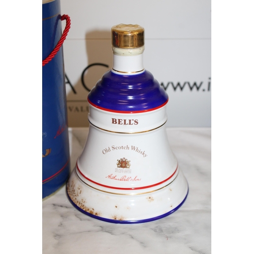 21 - Unopened Cased Bell's Old Scotch Whisky 1988 Princess Beatrice
Genuine Wade Porcelain