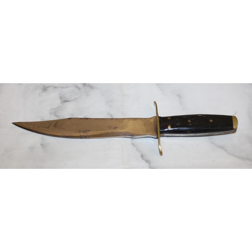 107 - Hunting Knife