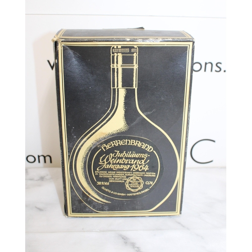 Lot 35        