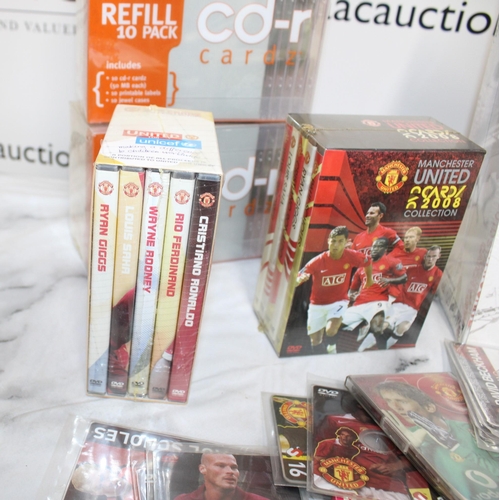 198 - Quantity Of Collectable Manchester United Items Inc-
Refill 5 x 10 Pack Cd-r Cards z