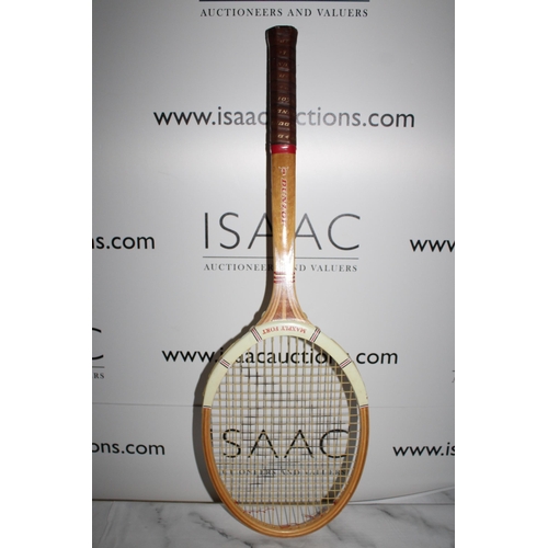 199 - Dunlop Maxply Fort Racket