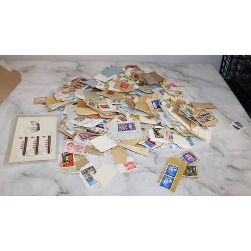 22 - Quantity Of Worldwide Loose Stamps...