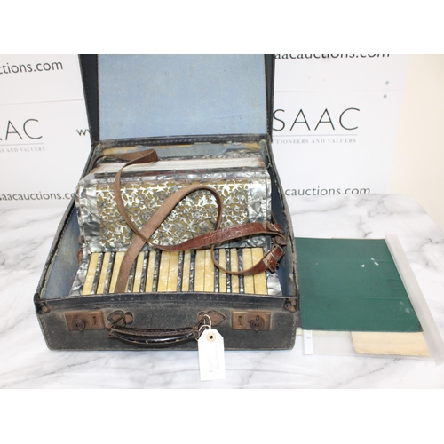 195 - ALVARI Accordion In Case