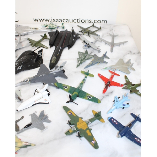 245 - Large Quantity Of Collectable Planes
Various Conditions