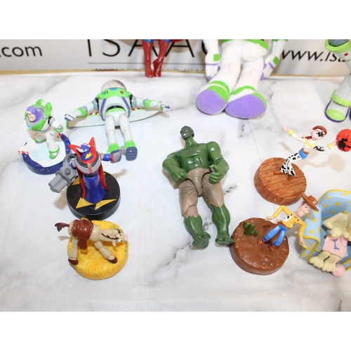 268 - Collection Of Mixed Collectable Toy Items