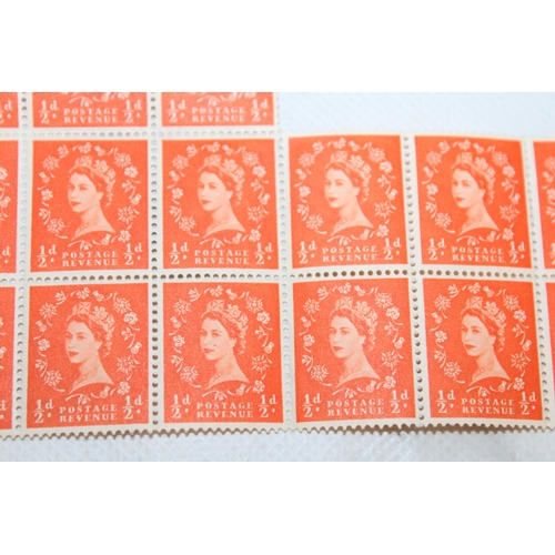 29 - Mint Collection of 1/2D Stamps ( 30 in total)...