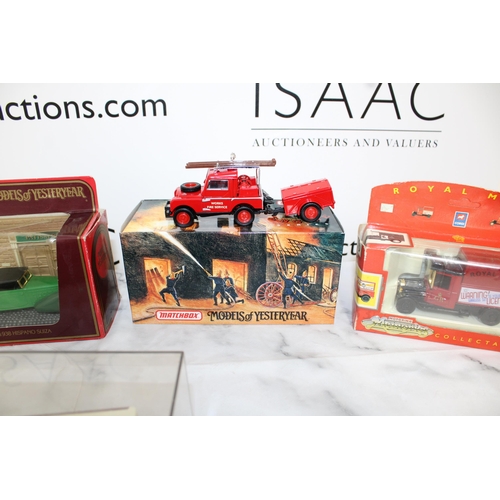 271 - Collection of boxed unboxed Matchbox,Corgi Etc Vehicles