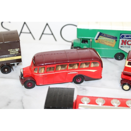 272 - Quantity of Mixed Diecast Vehicles - Lorries  & Buses