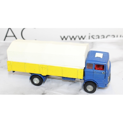 306 - Dinky Marcedes Benz Truck & Trailer