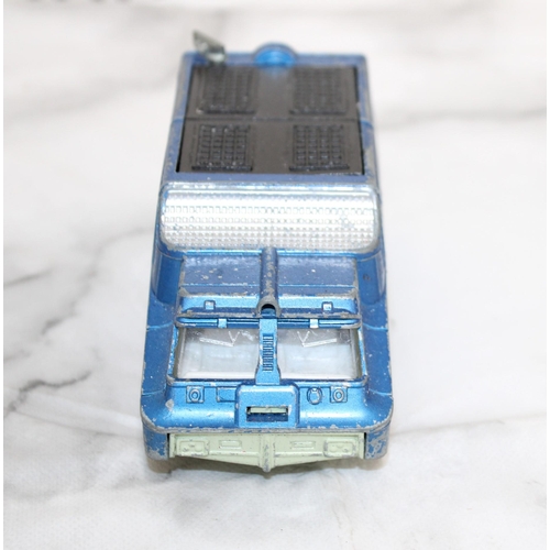 308 - Dinky 353 Shado 2 Mobile (Rare Blue Version)