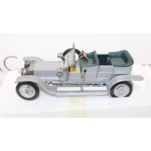 350 - The Franklin Mint The Silver Ghost Die-Cast Model 1:24 Scale