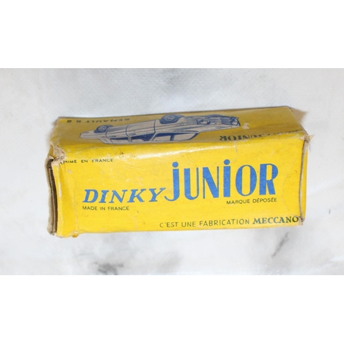 373 - Collectable Vintage Box For Dinky Junior Renault R8 103