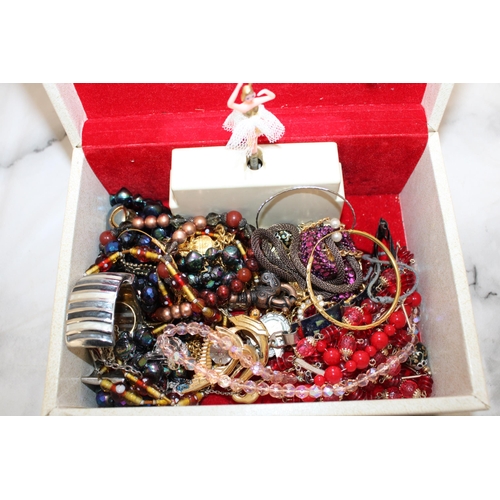 97 - Jewellery Box Containing Jewellery Items