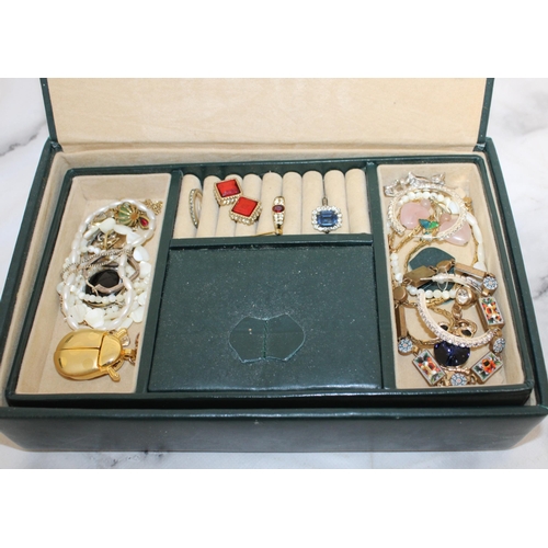 99 - Jewellery Box Containing Jewellery Items