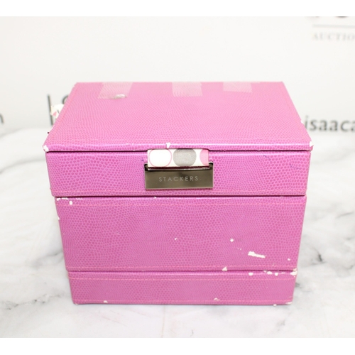 100 - Jewellery Box Containing Jewellery Items