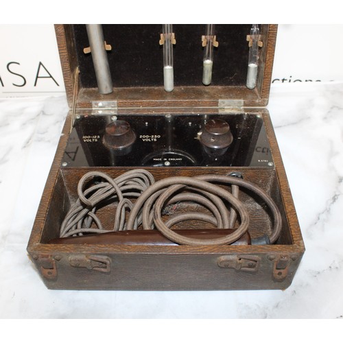 112 - Vintage High Frequency Therapy Device 100-125 Volts and 200-250 Volts
Made in England
Untested Condi... 