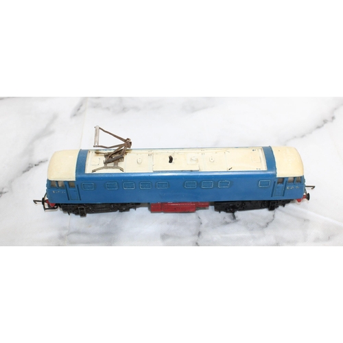 395 - Triang R753-E3001 Pantograph Train