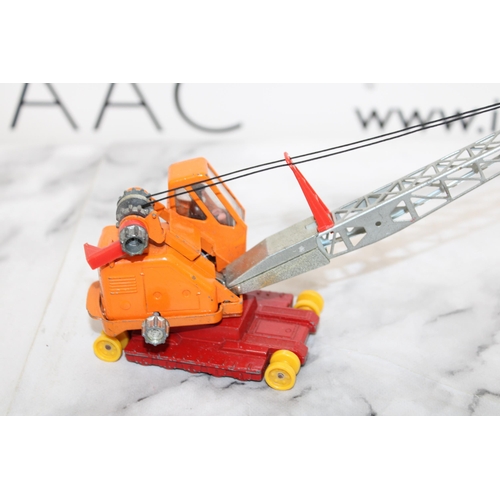 415 - Corgi Hi-Grab Crane