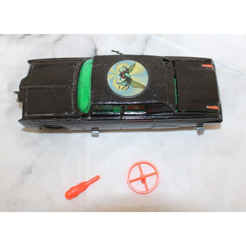 422 - Corgi 268 Green Hornet Car with Missile & Spinner ( Original)