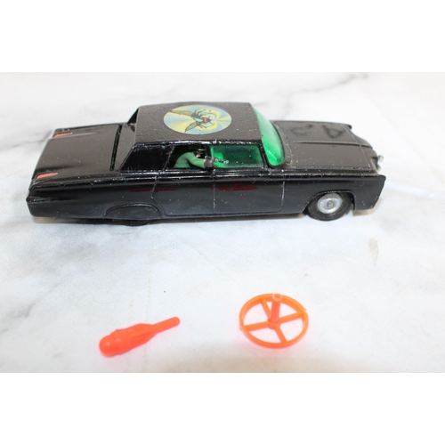 422 - Corgi 268 Green Hornet Car with Missile & Spinner ( Original)