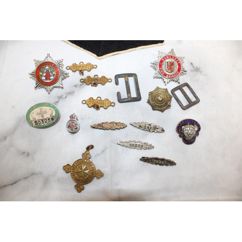 127 - Collection of Vinatge Fire Service  / SJAB / British Legion Badges