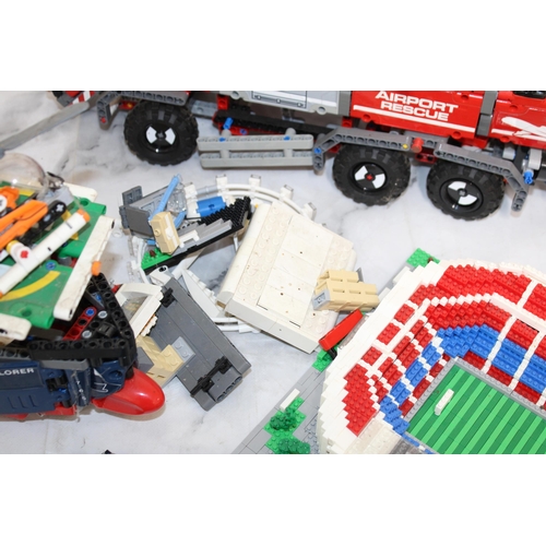 499 - Large Quantity of Lego Kits and Accessories

All proceeds go to Charity