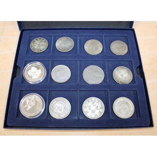 193 - Commemorative /Different Coins In Case