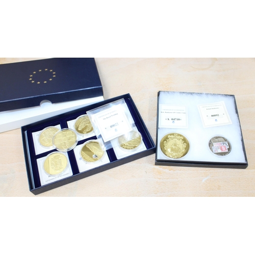 242 - The Royal Wedding William & Kate Coin Set & British Banknotes Coin & Brit. Banknote GP Comm.Coins