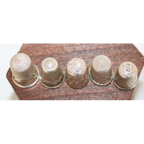 44 - Five Silver Hallmarked Thimbles Weight-21.07g