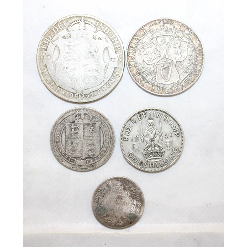 304 - Queen Victoria and King George Coinage ( Includes 1900 Florin and 1922 Half Crown)