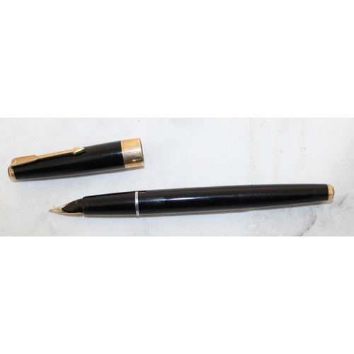 158 - 14K Nib Parker England Fountain Pen