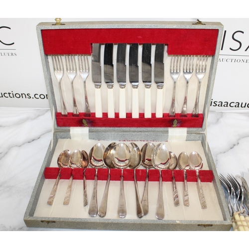 74 - Boxed & Loose Cutlery Items