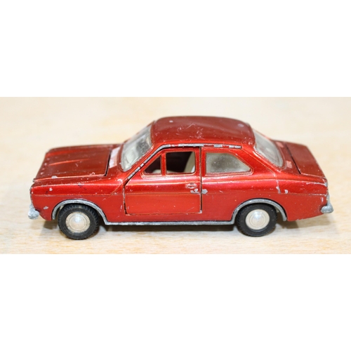 809 - Dinky 168 Ford Escort